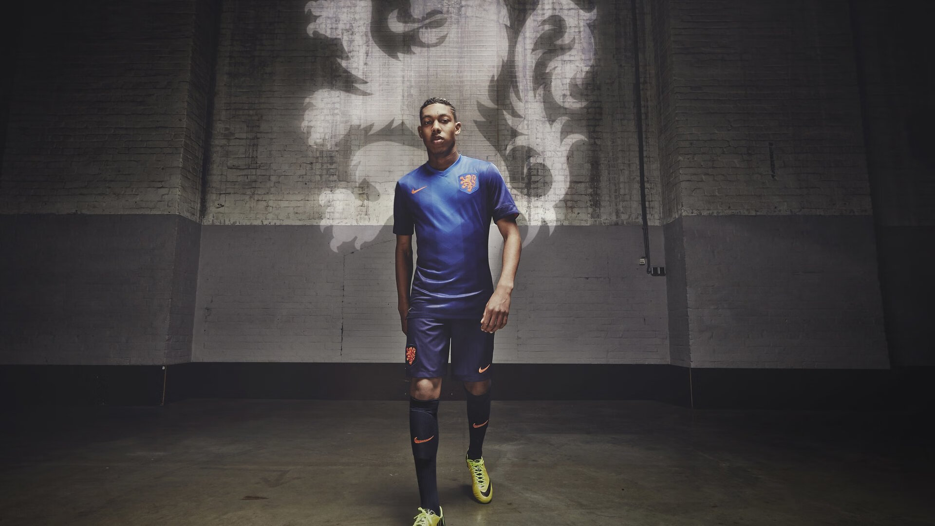 利物浦门将获称赞，英超最佳守门员，利物浦的英超球队